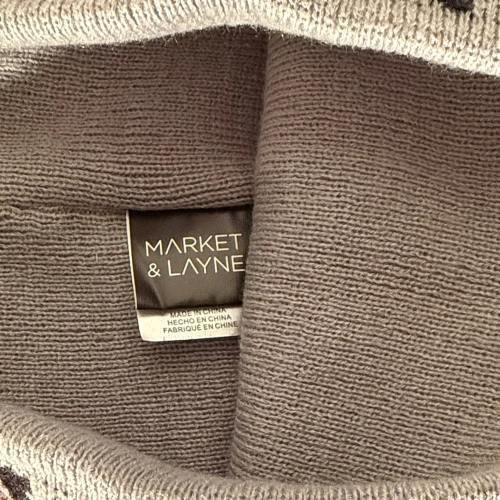 Gray Leopard Print Knit Beanie with Lurex Metallic Threads